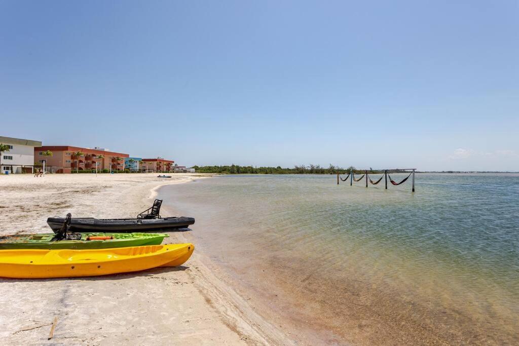 Apto 1 No Golden Lake!